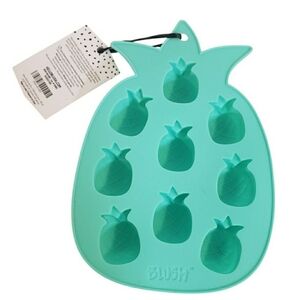 Blush Silicone Pinapple Shaped Ice Mold Tray Green
